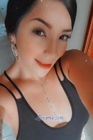 201724 - Leidy Age: 31 - Colombia