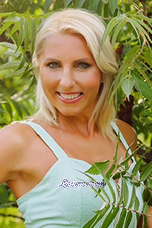 203836 - Oksana Age: 48 - Ukraine