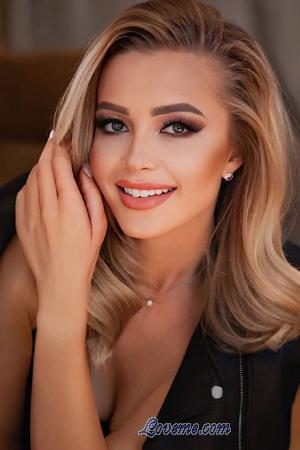 223099 - Alla Age: 33 - Ukraine