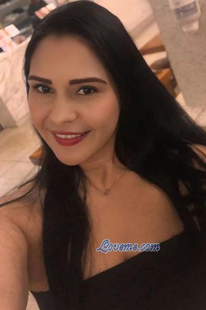 224149 - Sandra Age: 39 - Colombia